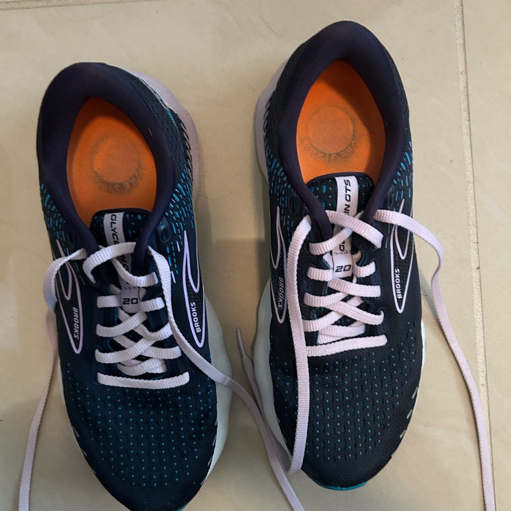 Brooks Black and Teal Athletic Shoes